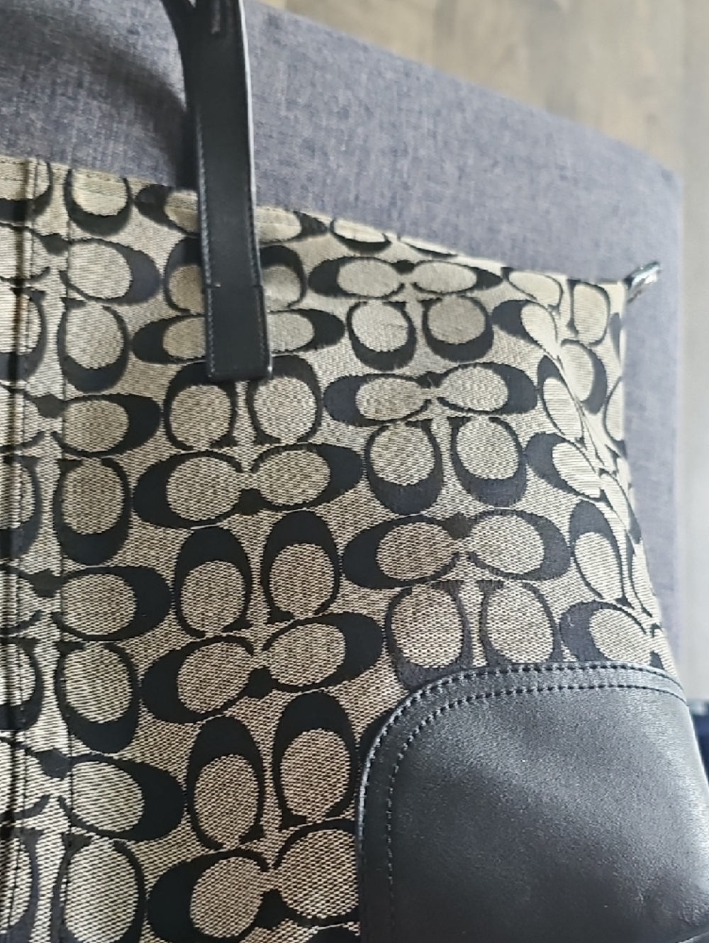 Coach Black Tan Signature Canvas Shoulder Bag Hand Large Size Leather Purse - Picture 7 of 12